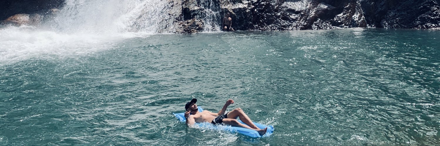 iezadrushdan's profile banner image