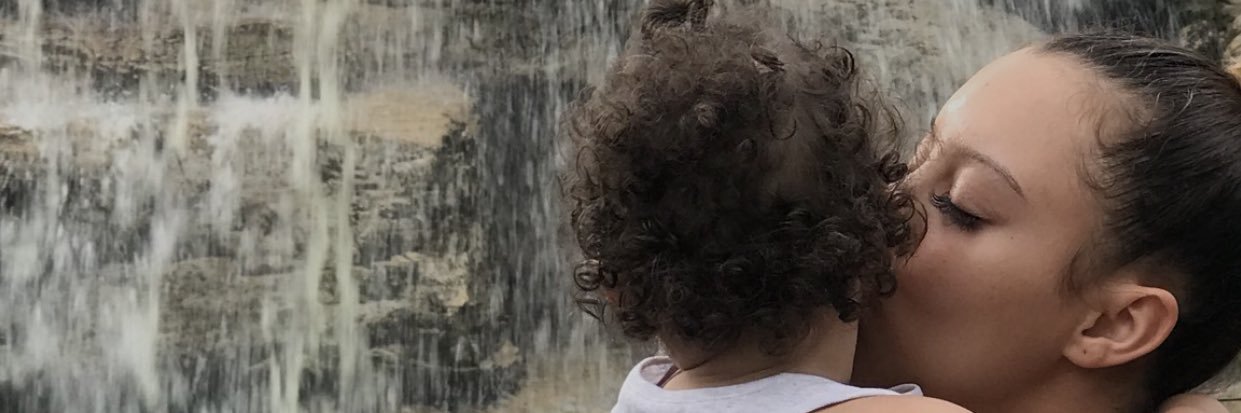Lulglendaa's profile banner image