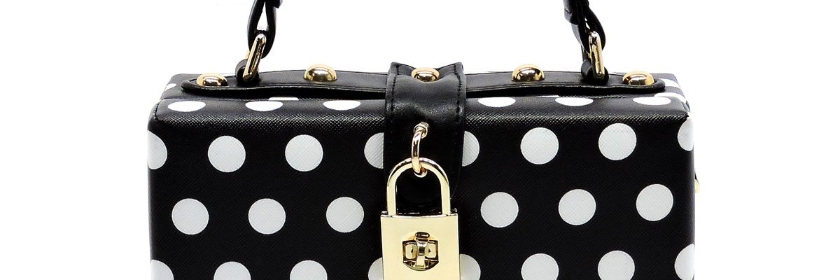 2ChiqueBoutique's profile banner image