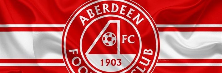 Minie the red 83 banner