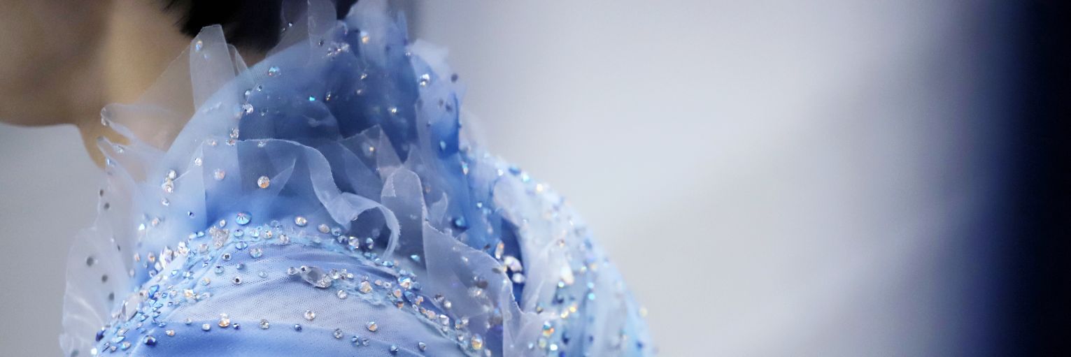 MERE YUZU🍯🐝 banner