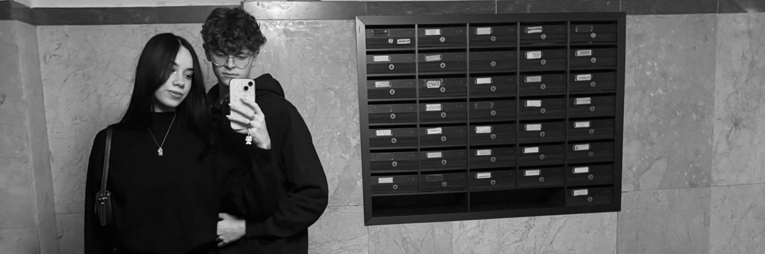 Adrián🕊️ banner