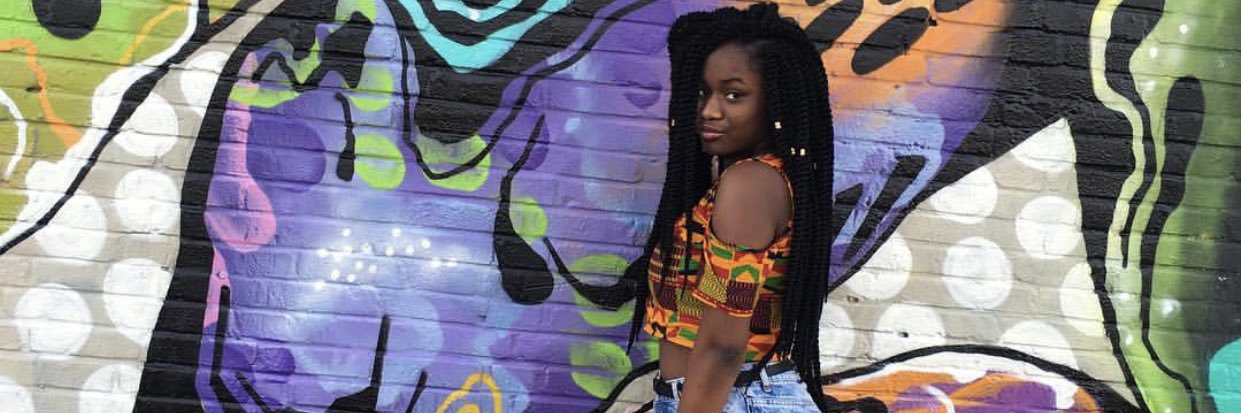 Chloe🇬🇭's banner