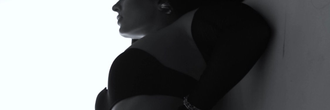 leila__moon's profile banner image