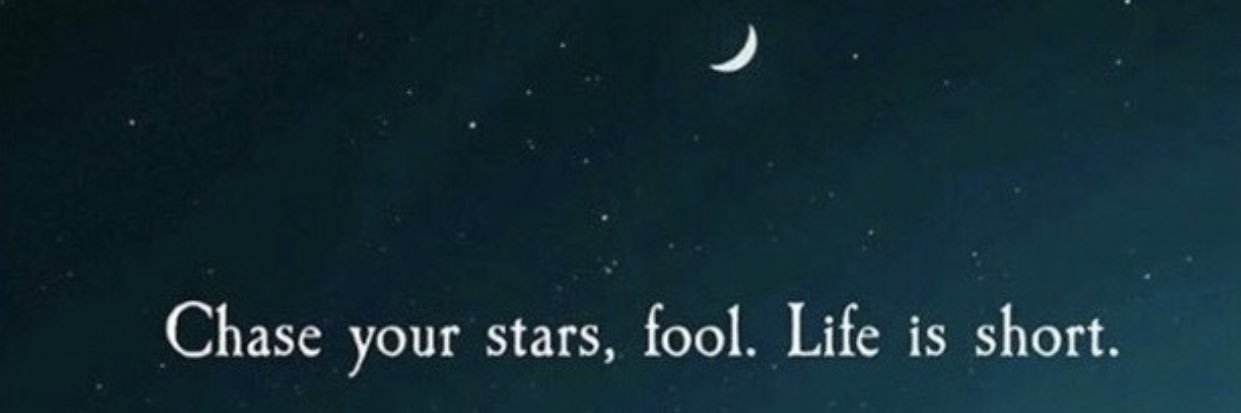 emlydp's profile banner image