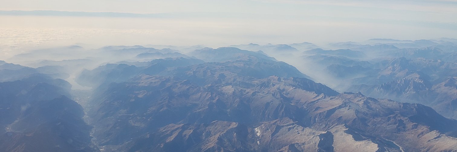 leonerob's profile banner image