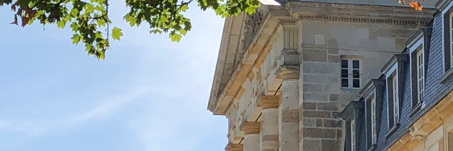 ChateaudeCourt's profile banner image