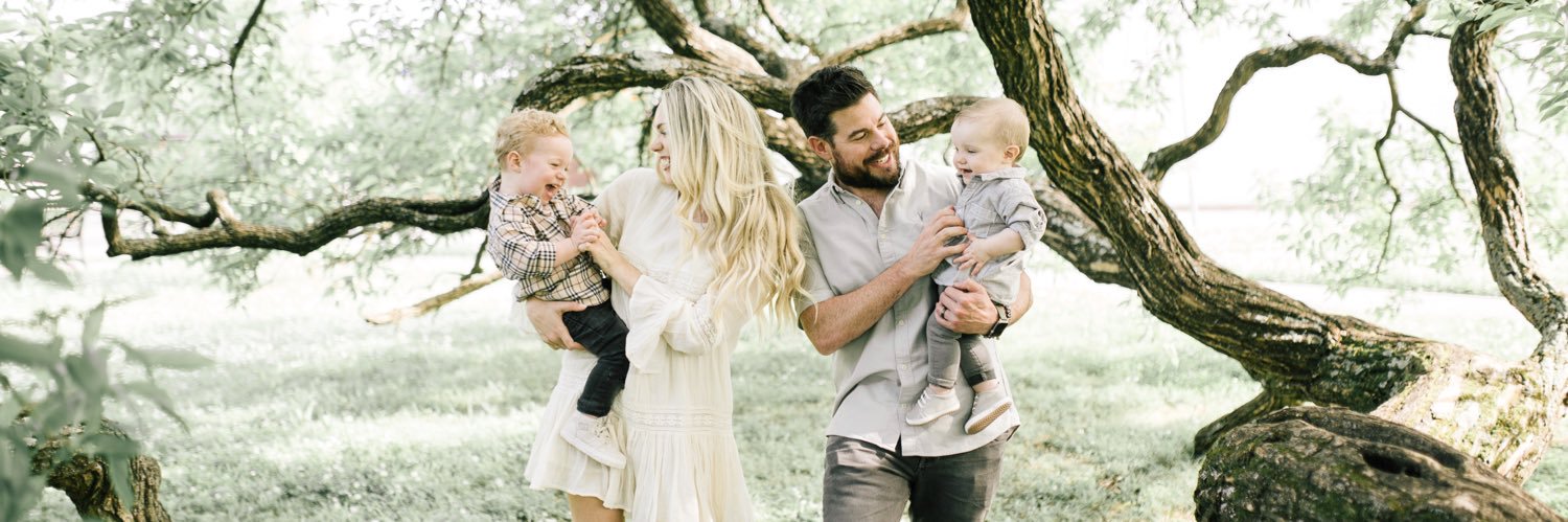 beausandashley's profile banner image