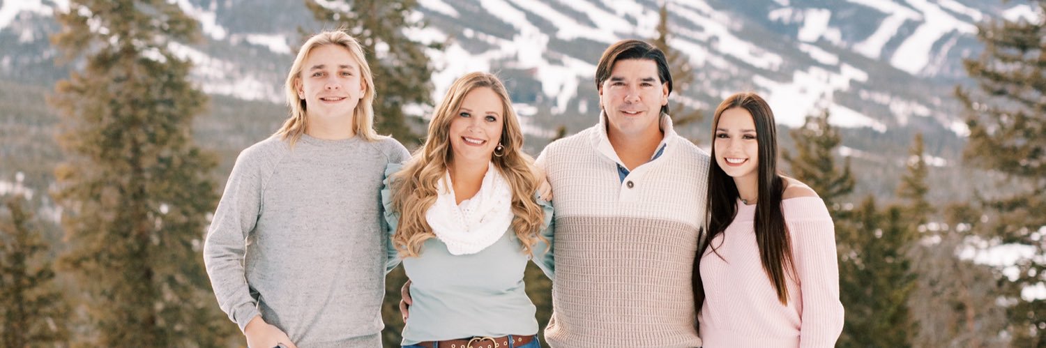 jenn_moreland's profile banner image