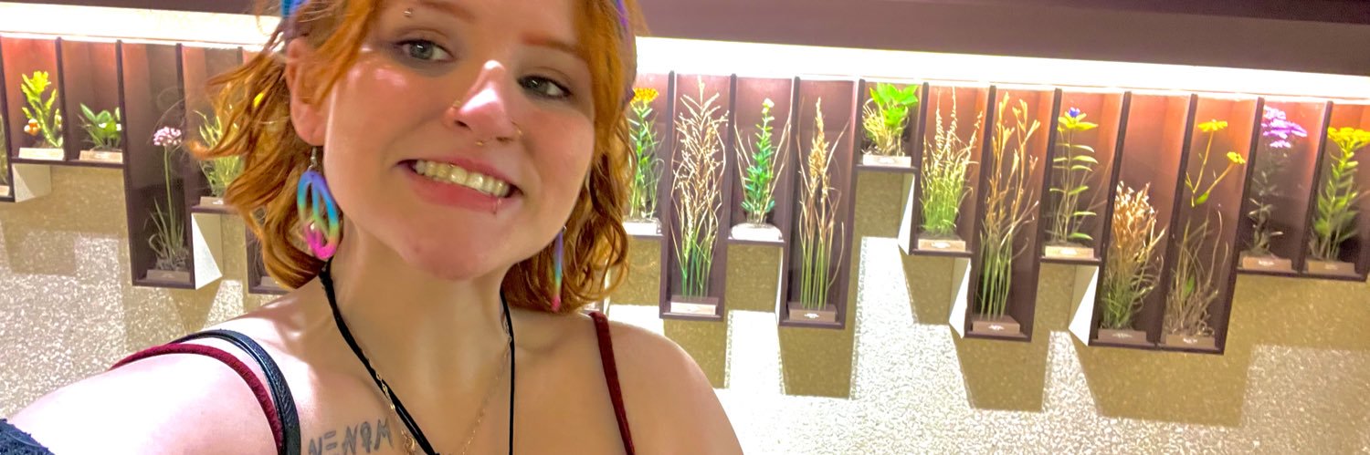 AlyssaPond's profile banner image