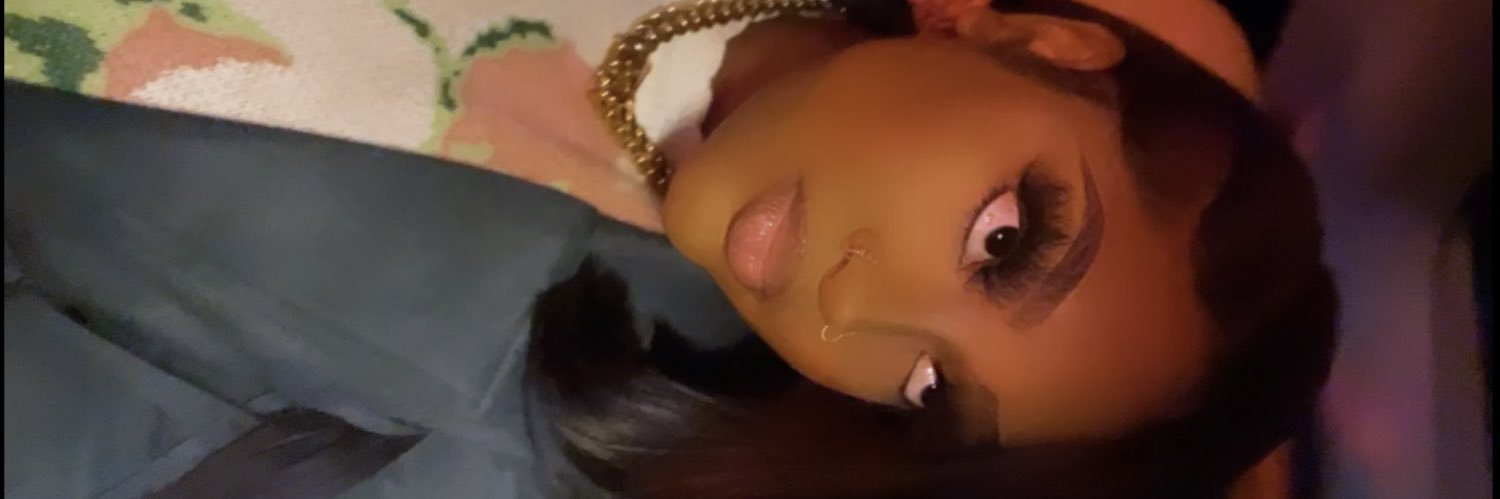 darealsuee's profile banner image