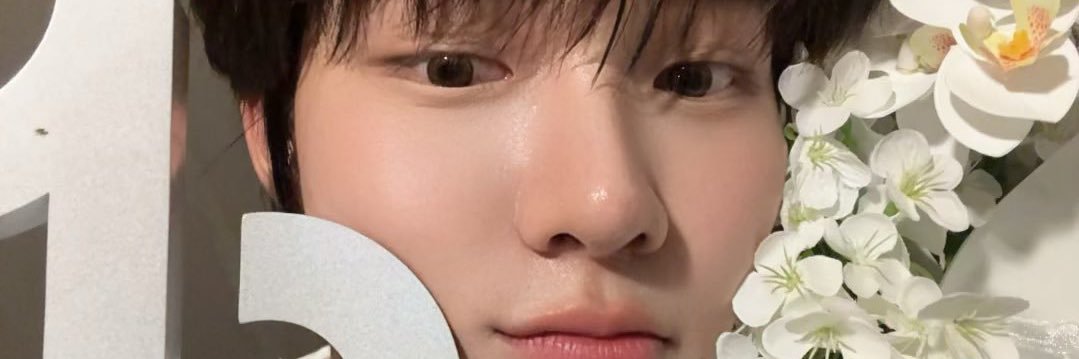 moomi203's profile banner image