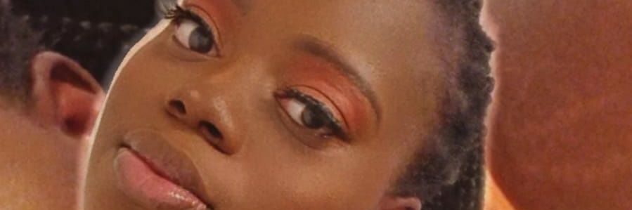 VeeDeeBee🍫❤️🌹's banner