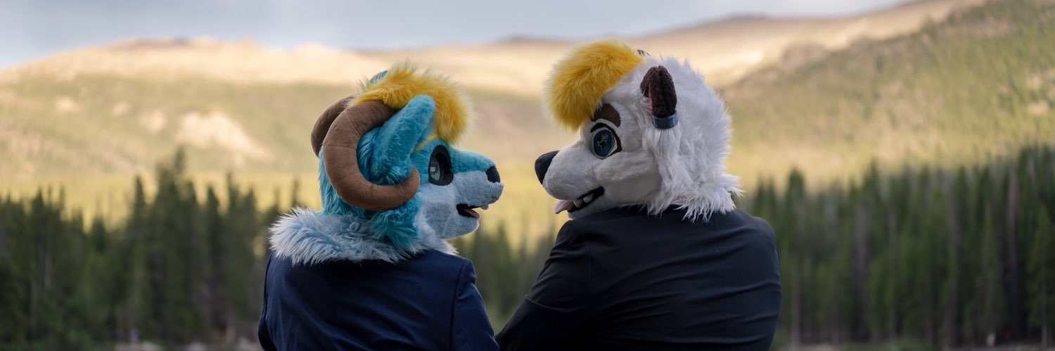 awwwhecc's profile banner image