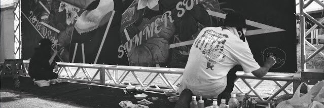 COMIC HEADS banner