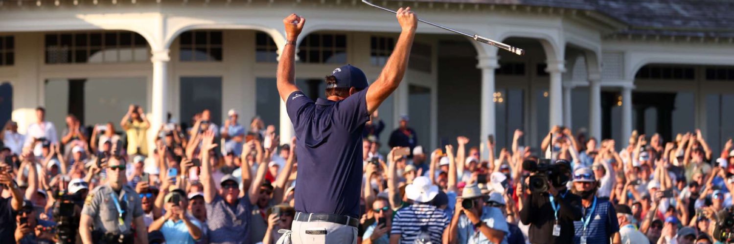 Phil Mickelson Tracker's banner