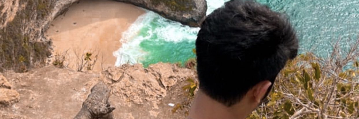 gagsenna's profile banner image