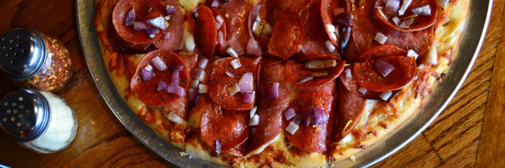 Wick's Pizza banner