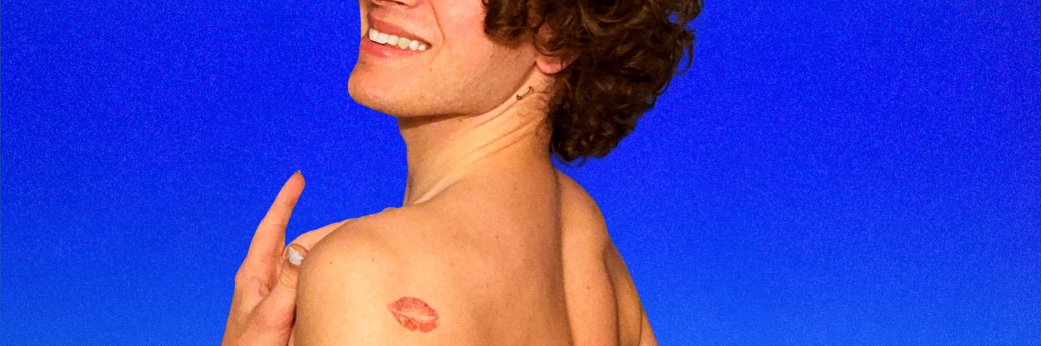 narigennari's profile banner image