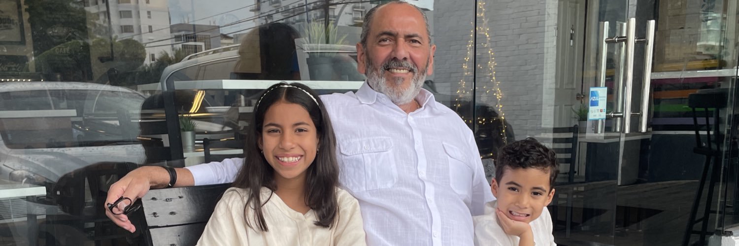 Daniel Perdomo O. banner