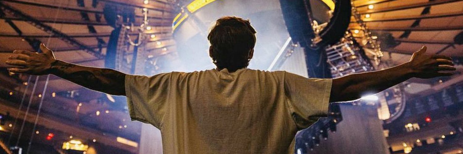 Carminchico's profile banner image