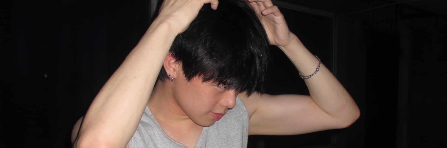 mrkhchn's profile banner image