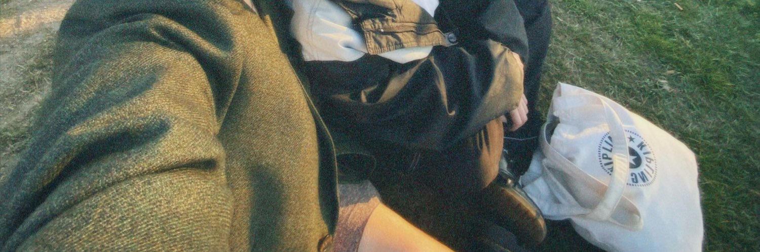 thatislina's profile banner image