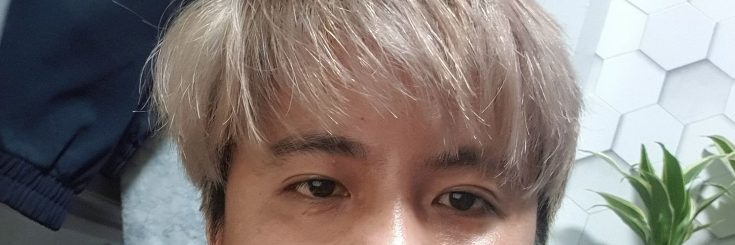 aahmayk's profile banner image