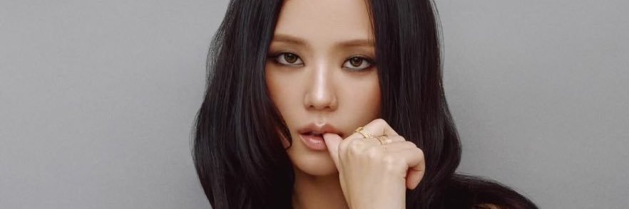 jisoo banner