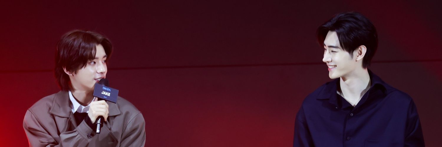 aisya1605's profile banner image