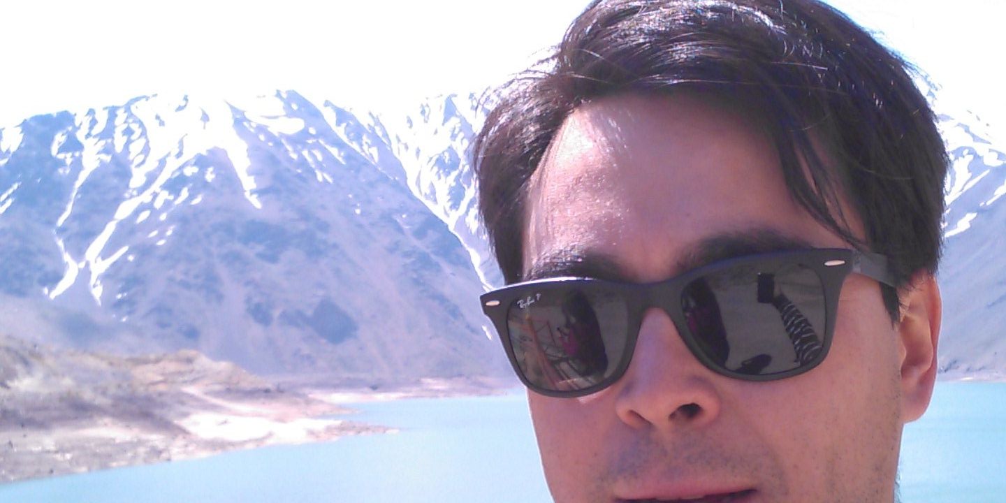 Roberto_Chang_'s profile banner image