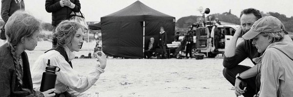 V0XLUX Profile Banner