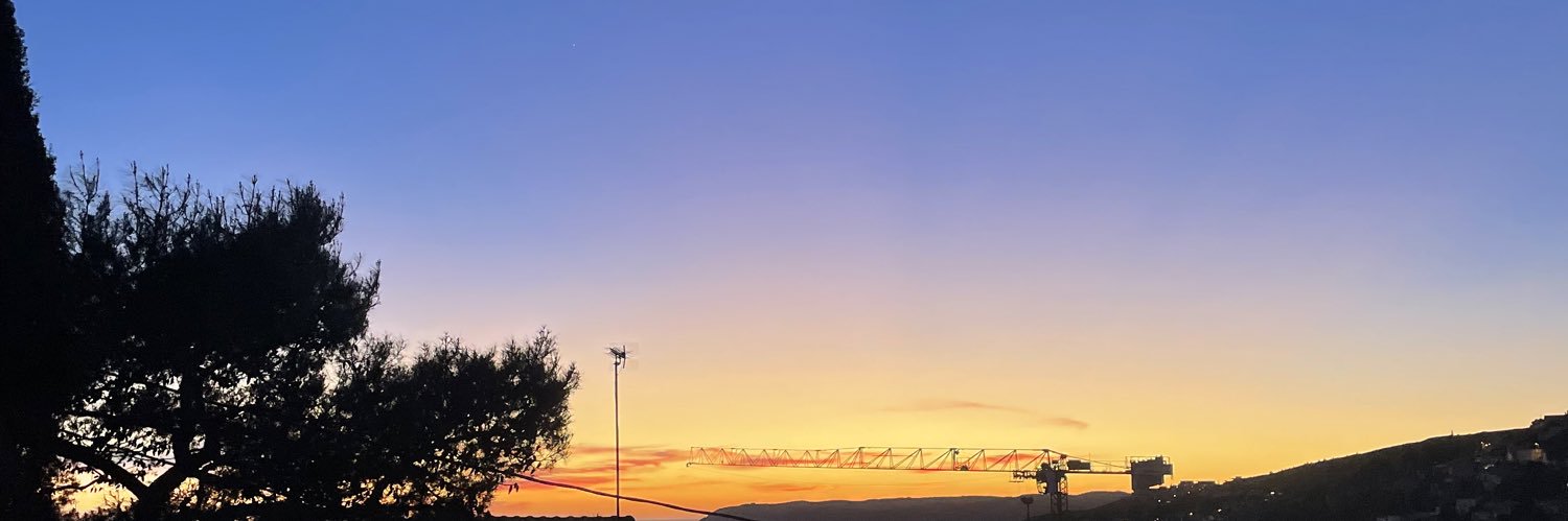 evavoirlabas's profile banner image