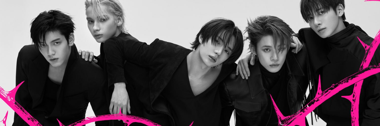 7TH YEAR: lyka 🩷🖤 banner