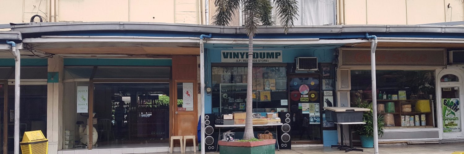 dindinsum's profile banner image