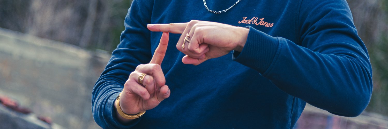 TEHER_I's profile banner image