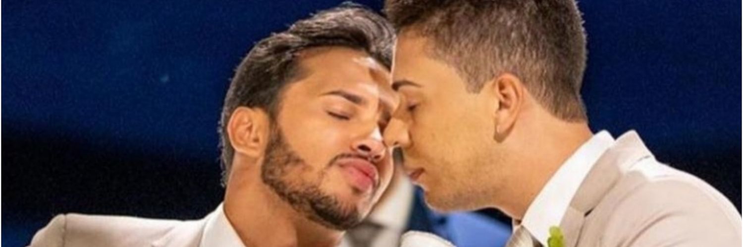 karolmenezeess's profile banner image