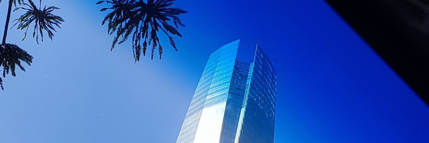 CrisEa82's profile banner image