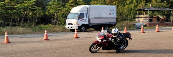 asbubam Profile Banner