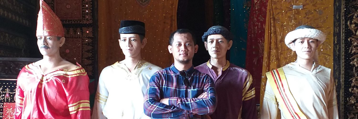 adpupras's profile banner image