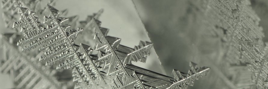 メタル banner