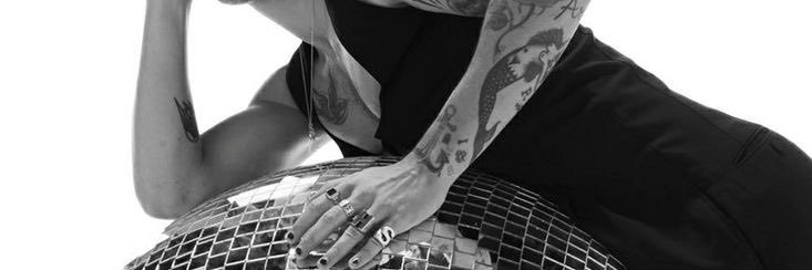 howimisslarry's profile banner image