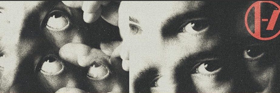 • Trash 🦇 • banner