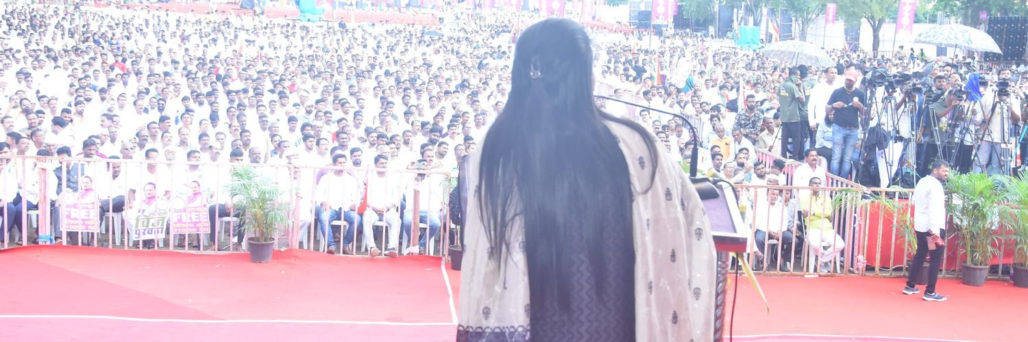 Pooja_Zole's profile banner image