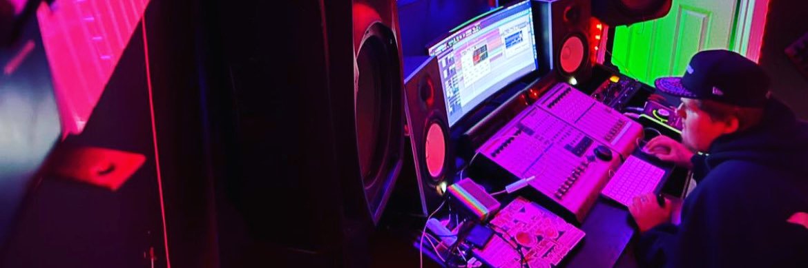 iforgot2pee's profile banner image