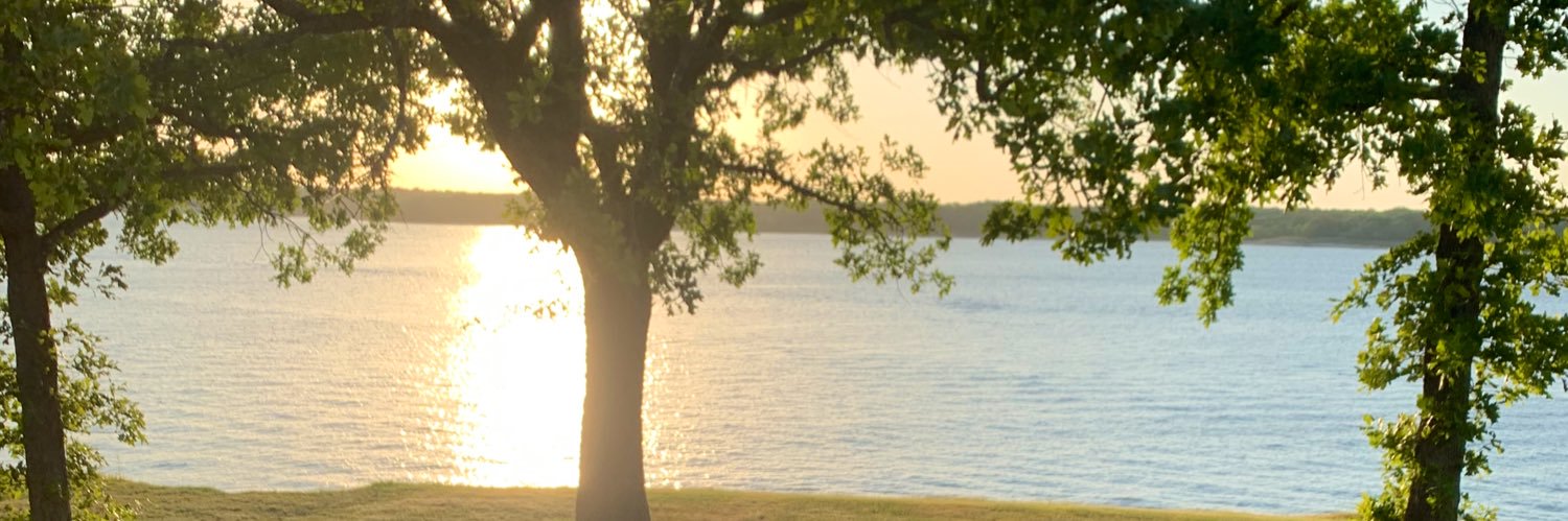 abbeymruiz's profile banner image