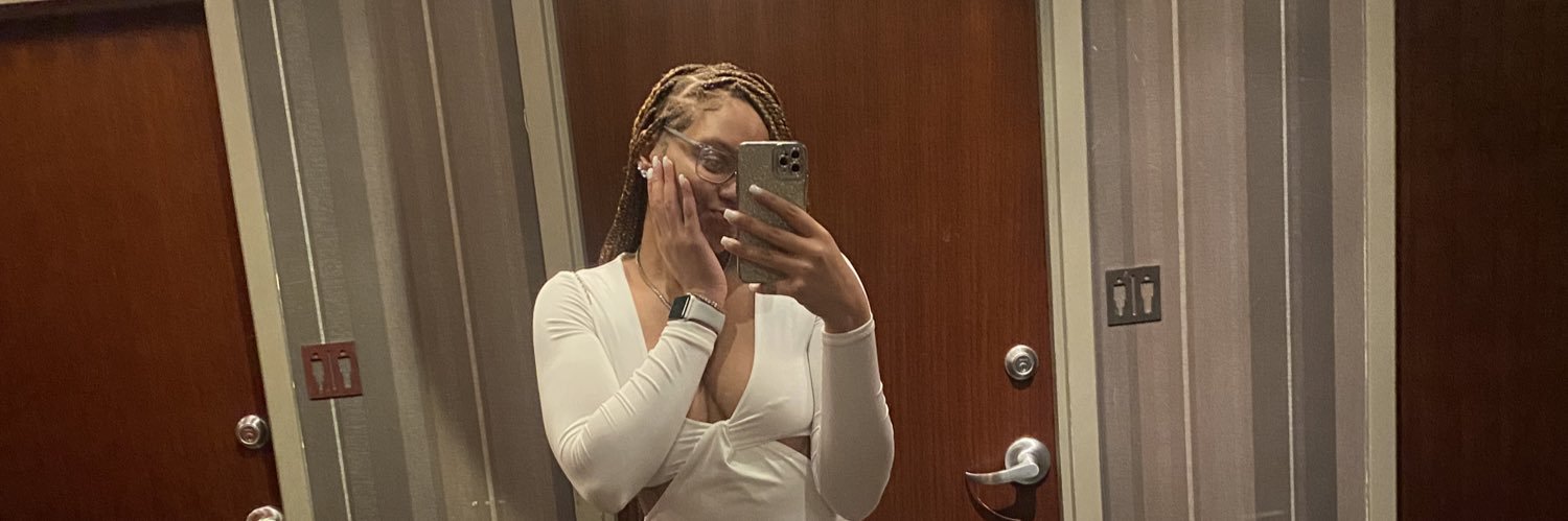 Dynastee🦋💕 banner