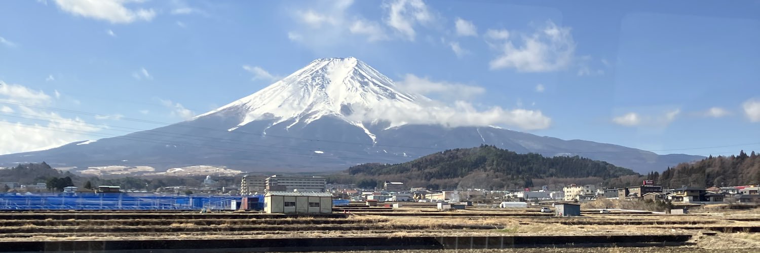 idoooomii's profile banner image