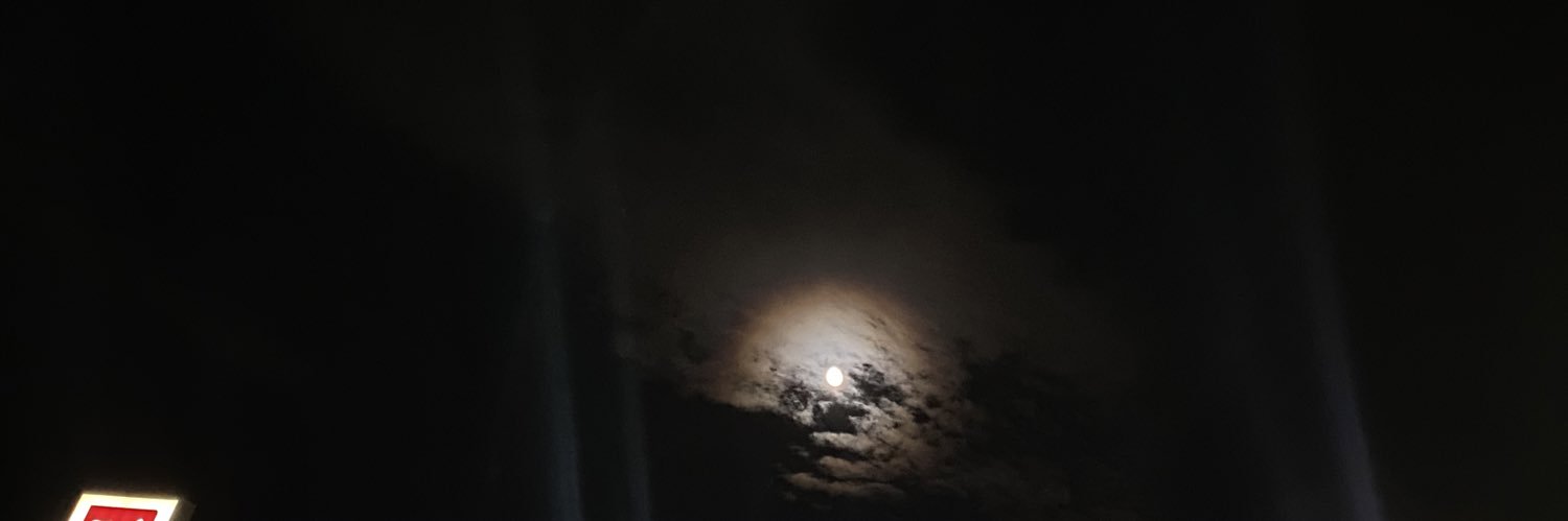 AlexiisssMarie's profile banner image