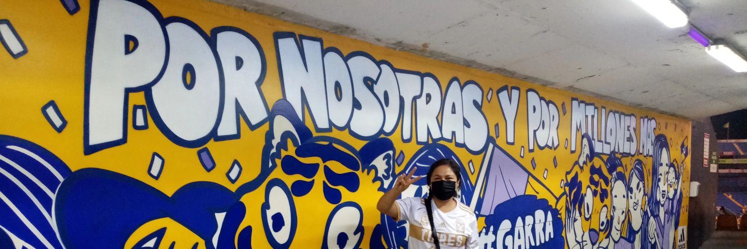tanialuevano's profile banner image